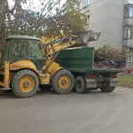 В Барнауле прошел первый чистый четверг месячника осенней очистки