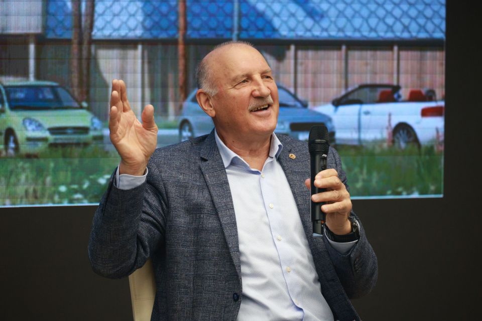 Александр Мишустин