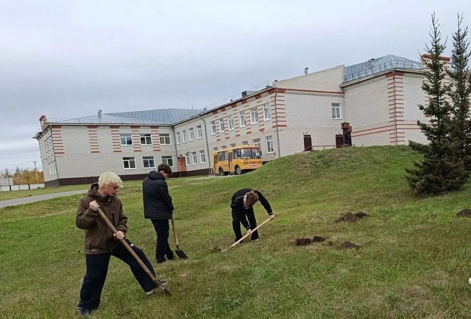 Школы Барнаула проводят цикл мероприятий в рамках проекта "Чистый воздух"