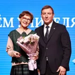 В Республике Алтай поздравили педагогов региона с Днем учителя