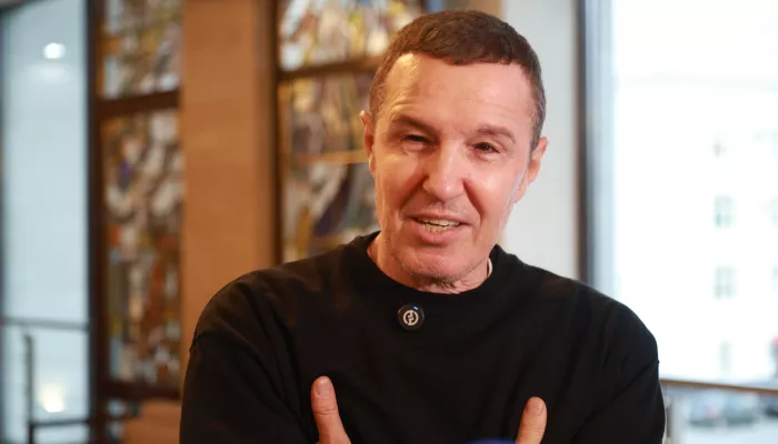Влюбился без памяти: Игорь Верник рассказал о первой любви из Барнаула