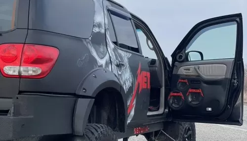 Metallica на колесах: в Барнауле продают кастомную Toyota Sequoia за 6 млн. Фото