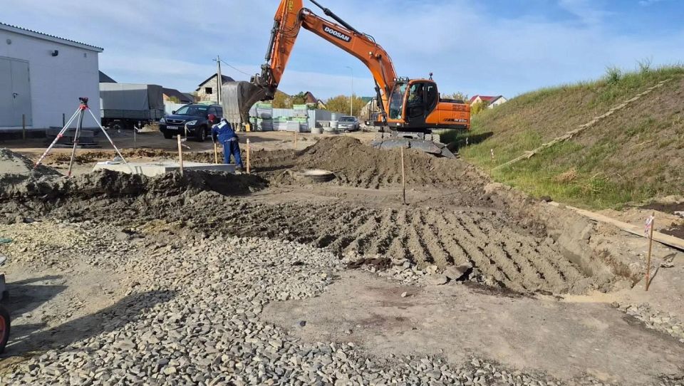 В Сибирской Долине благоустраивают территорию нового артезианского водозабора