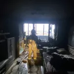 В Барнауле тушат пожар в многоэтажке на улице Советской Армии