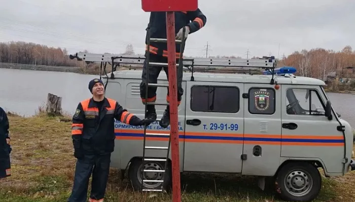 У барнаульских водоемов появляются знаки о запрете выхода на лед
