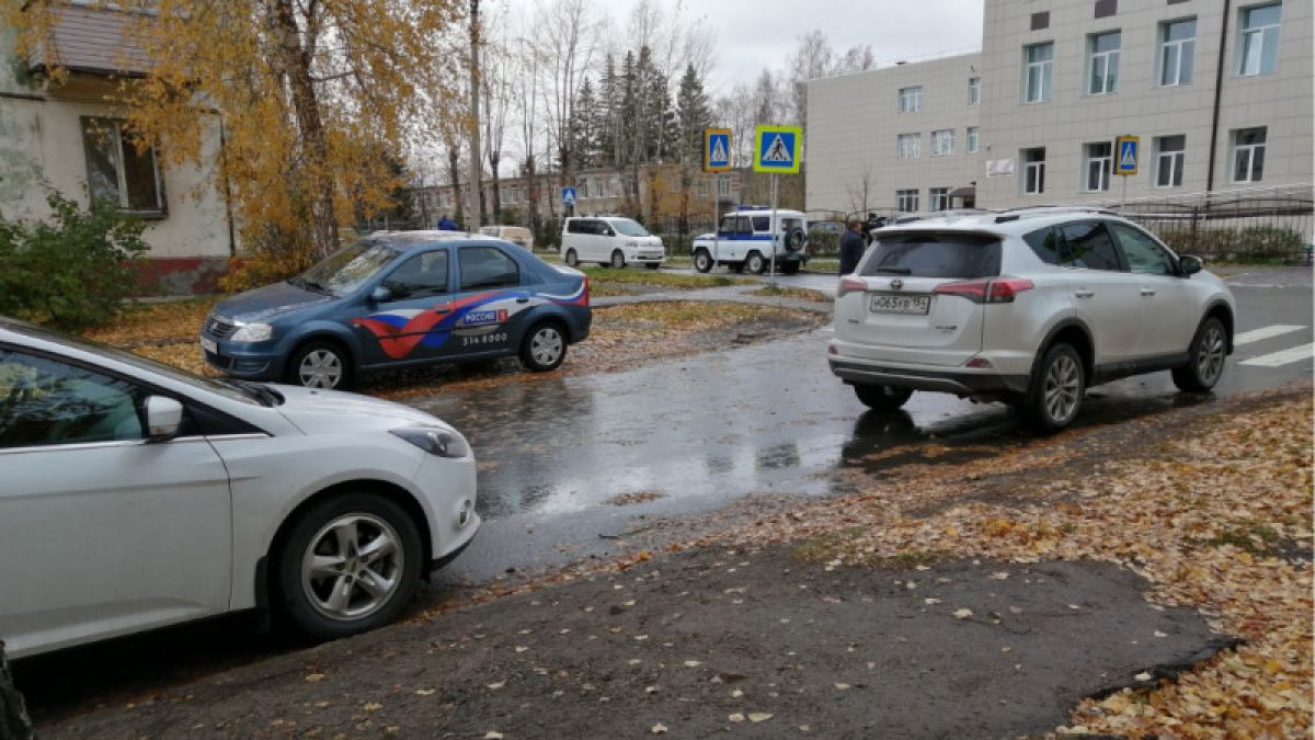Смерть ученицы в школе Новосибирска: что известно о ЧП 