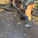 В Горно-Алтайске завершают осенние дорожные работы