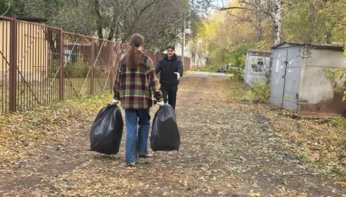 Десять тысяч участников и 50 машин: как прошел третий Чистый четверг в Барнауле