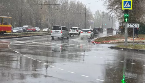 Стало известно, когда планируют устранить повреждение на Антона Петрова в Барнауле