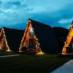 В Горном Алтае за 60 млн продают турбазу со скандинавскими и русскими мотивами. Фото