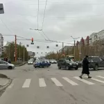 Легковушки не поделили перекресток Попова — Взлетная в Барнауле