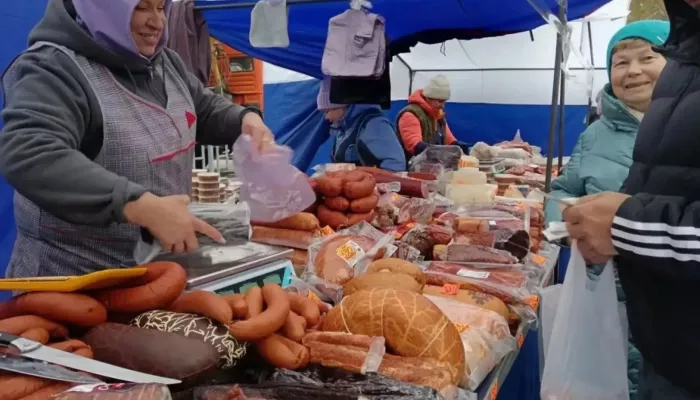 На барнаульских продовольственных ярмарках за день продали товара на 13,9 млн рублей