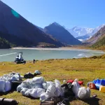 После турсезона на горе Белухе в Республике Алтай собрали более двух тонн мусора