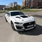 Очень мощный американский спорткар выставили на продажу в Барнауле. Фото