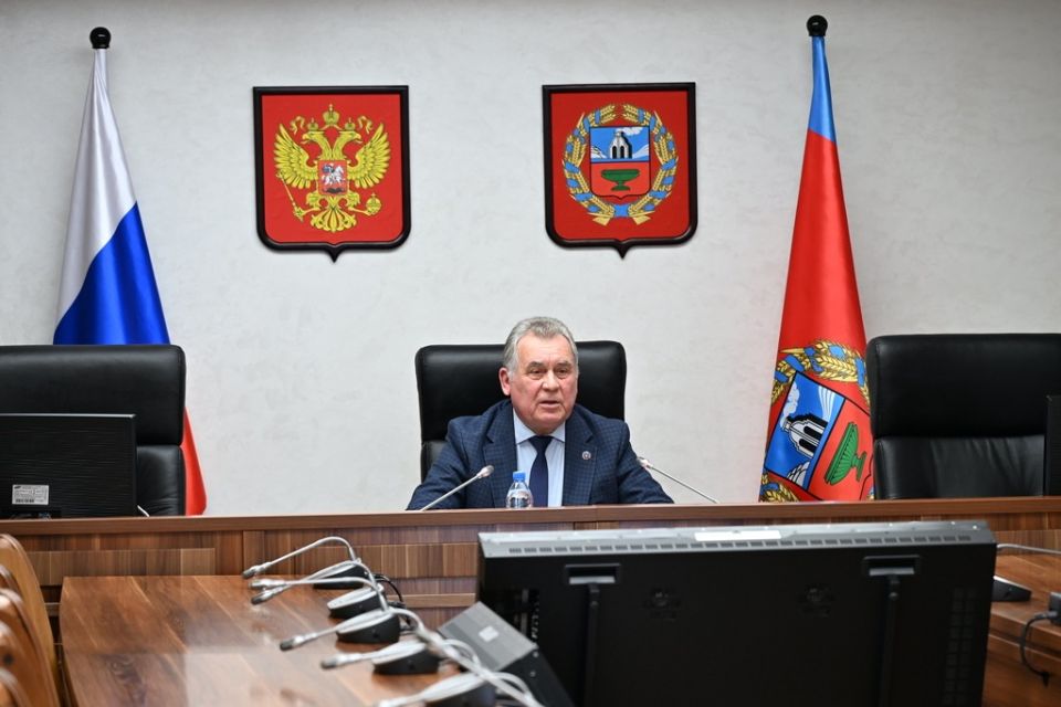 Александр Романенко выступил на заседании Президиума Совета законодателей РФ