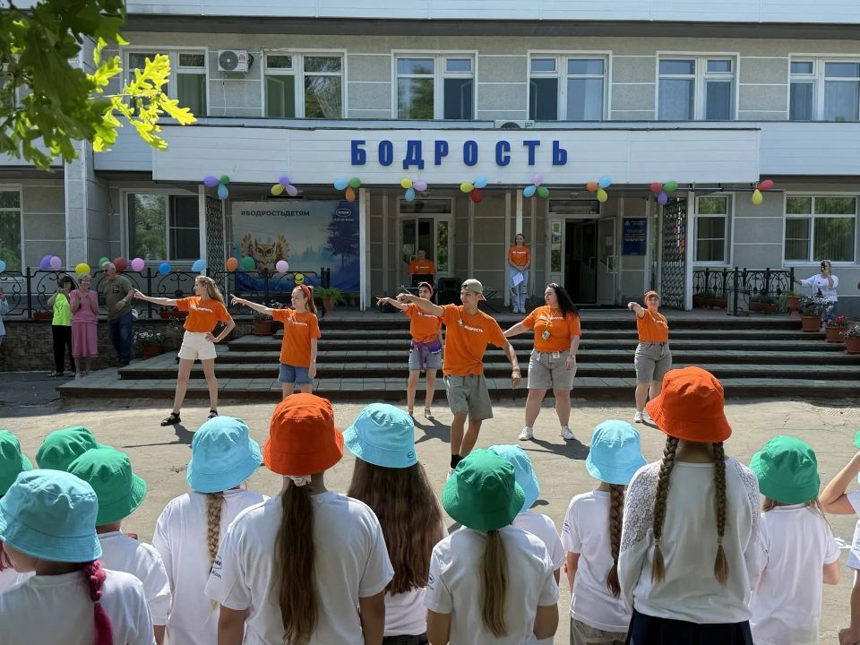 Дети сотрудников алтайского завода отдохнули в летних лагерях