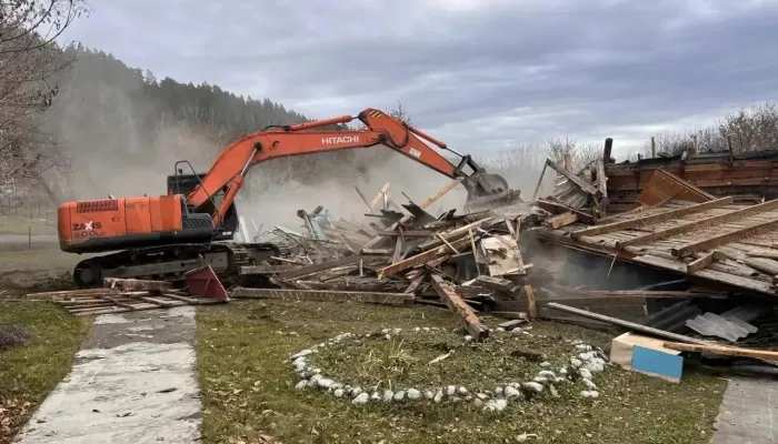 В селе Чепош Республики Алтай снесли здание детсада для строительства нового