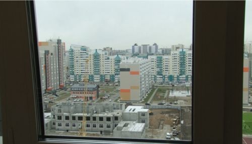 Почему программа Жилье для молодых семей в Барнауле дает сбой?