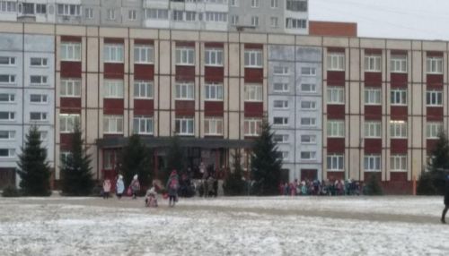 В школе № 128 в Барнауле прошла эвакуация из-за задымления