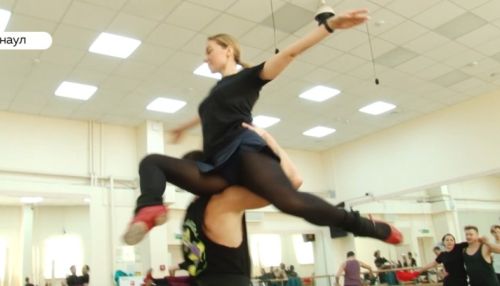 Питерский хореограф приехал в Барнаул, чтобы поставить новогодний спектакль