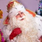 Что дети и взрослые мечтают получить на Новый год от Деда Мороза?