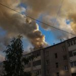 Двух пожарных наградят за спасение 80 человек при пожаре в пятиэтажке Барнаула
