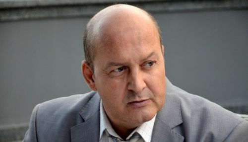 Актёра Вячеслава Гришечкина избили ночью в его квартире в Москве