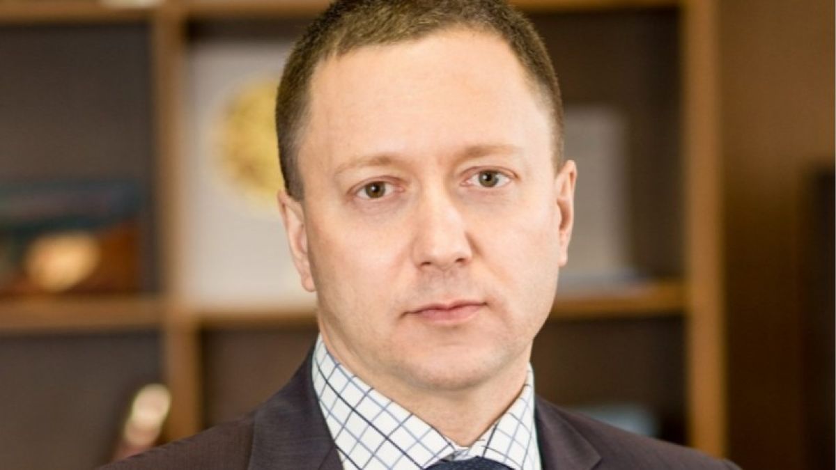 Уволившийся министр Павел Дитятев получил медаль от губернатора Алтайского края