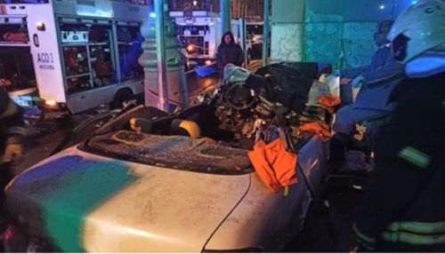 На видео попал момент смертельного ДТП у станции МЦК в Москве