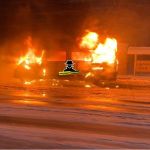 В Барнауле маршрутка дотла сгорела на глазах у пассажиров