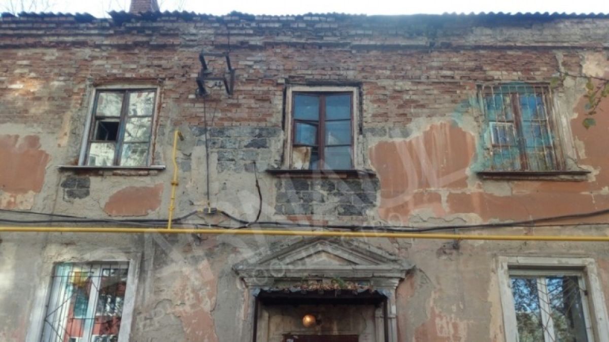 В Барнауле расселяют аварийный дом: почему не все жильцы хотят уезжать