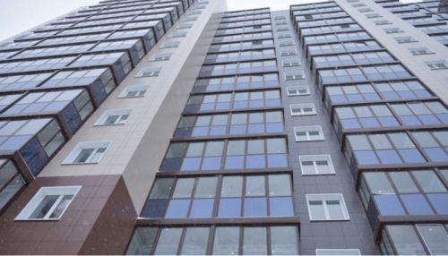 Проблемный долгострой на Павловском тракте в Барнауле должны сдать к февралю