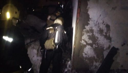 Два человека погибли при пожаре в Барнауле на улице Пивоварской