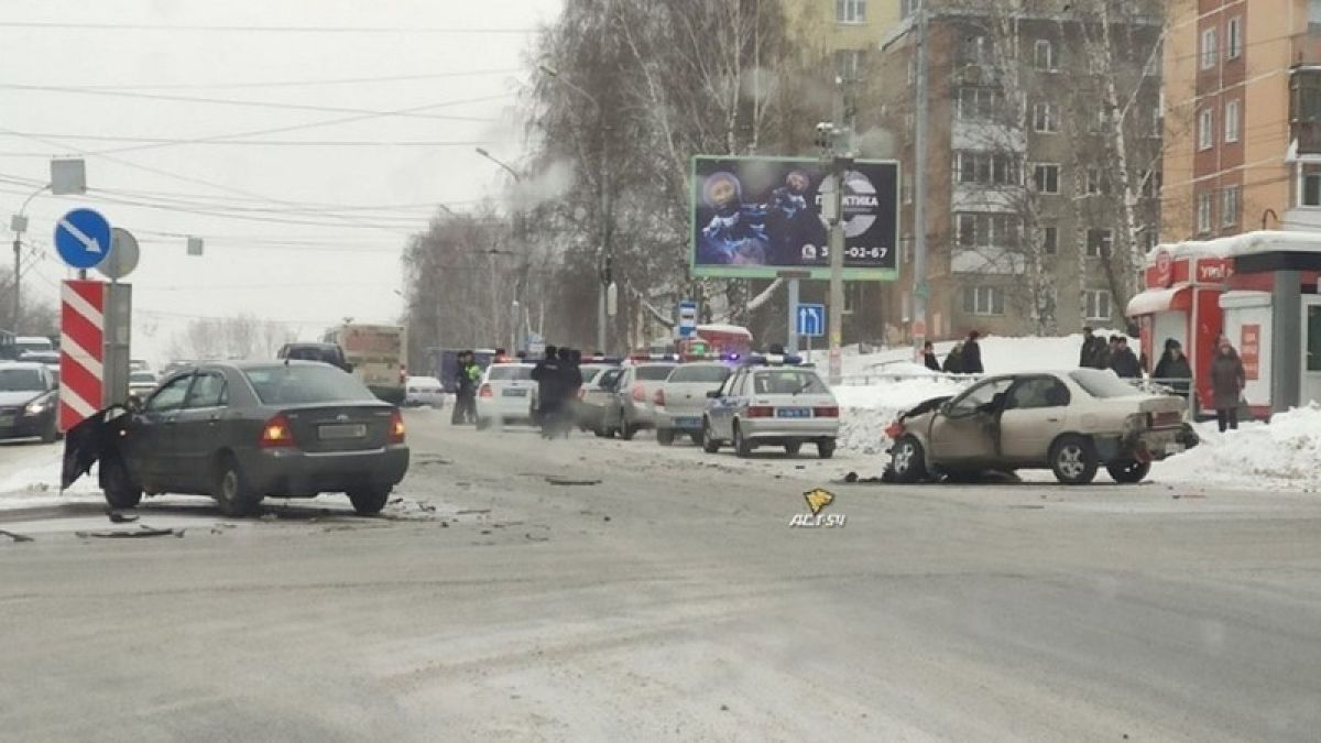 Пьяный житель Алтайского края устроил массовое ДТП в Новосибирске