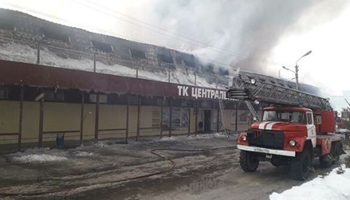 В Новосибирской области при пожаре в торговом центре пострадали посетители