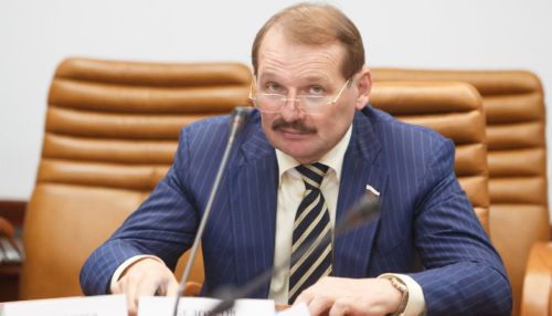 С алтайского сенатора через суд хотят потребовать 4 млрд рублей