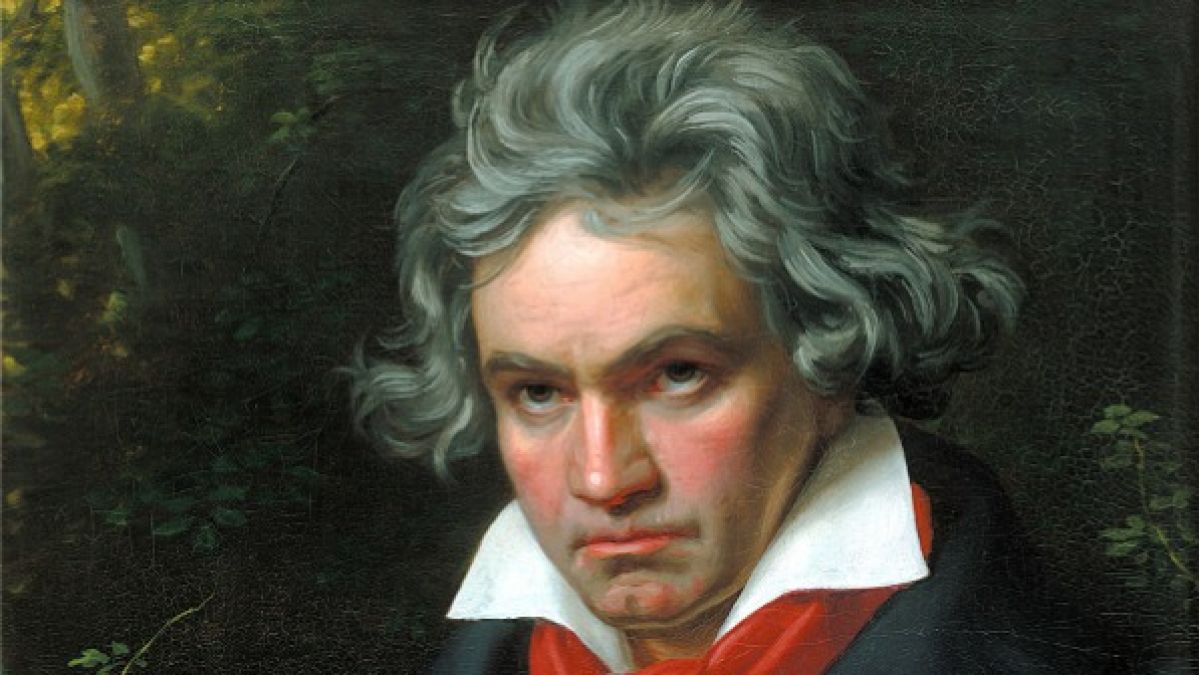Итальянские ученые связали глухоту Бетховена с распитием вина и свинцом