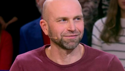 Веник и березовый сок: участник Давай поженимся привез на шоу Сердце Алтая