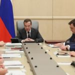 Было очень непросто: Медведев попрощался с правительством в соцсетях