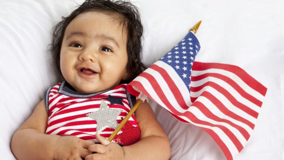США ужесточают выдачу виз для желающих родить