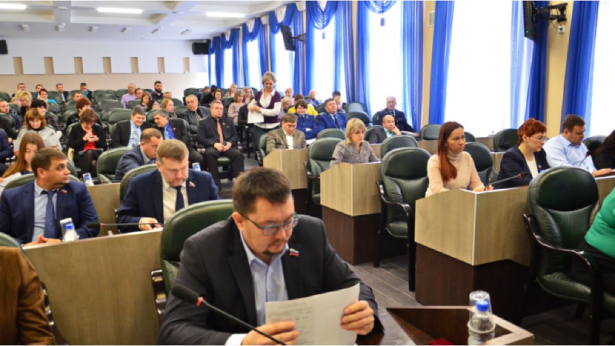 Треть депутатов бийской Думы снова "напортачили" в декларациях о доходах