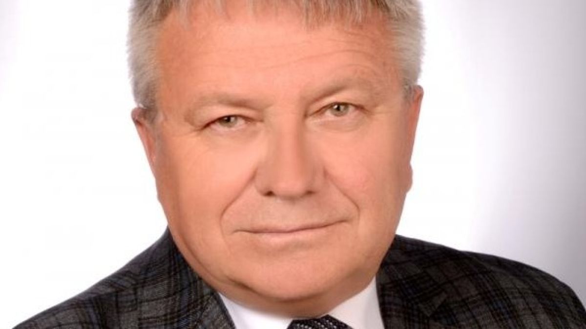 "Точка притяжения": алтайский депутат выступил за строительство ФОКа в Барнауле