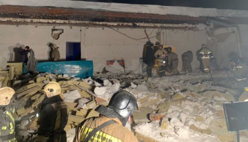 В Новосибирске рухнула крыша кафе. Есть погибшие