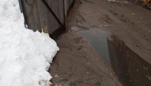 150 домов без воды: в Барнауле заливает район улицы Димитрова