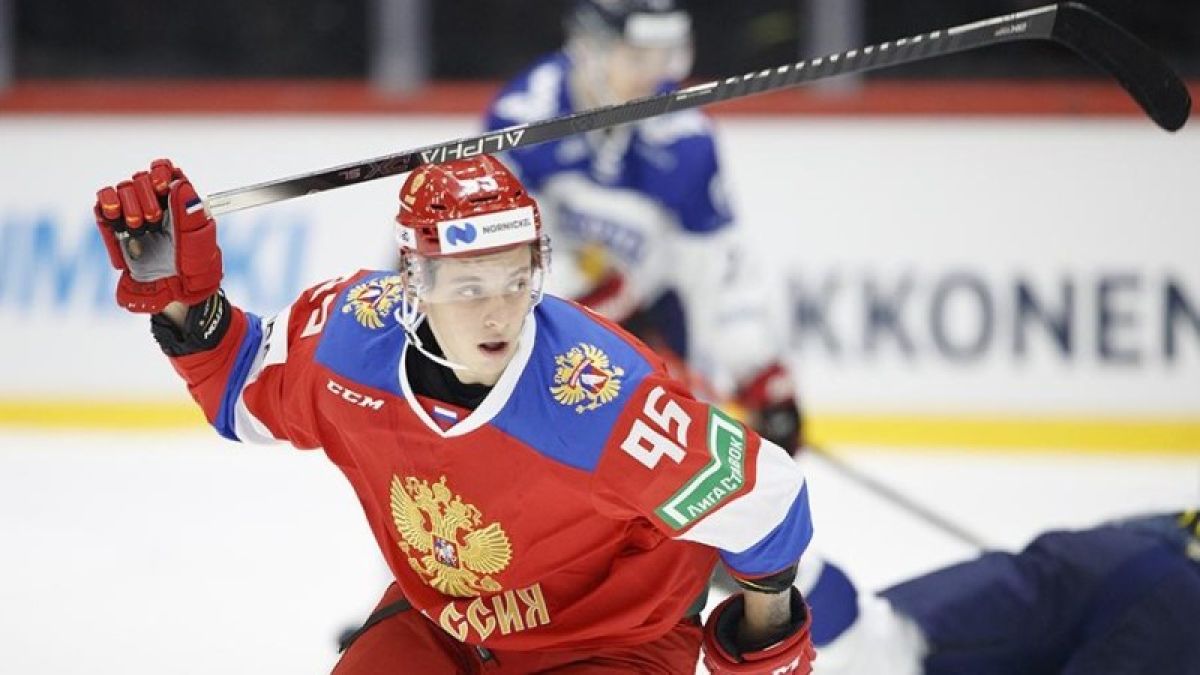 Сборная России по хоккею проиграла финнам на этапе Евротура