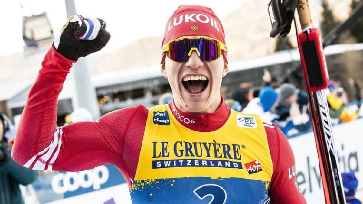 Российский лыжник Большунов взял золото на этапе Кубка мира