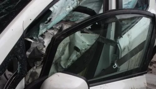 В Бурятии водитель бросил жену и годовалого сына в машине после ДТП
