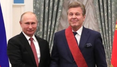 От 12 тысяч и больше. Российские звёзды массово рассказывают о своих пенсиях