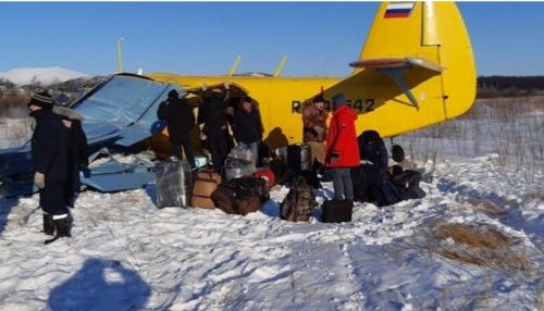 Самолет Ан-2 совершил жесткую посадку в Магадане