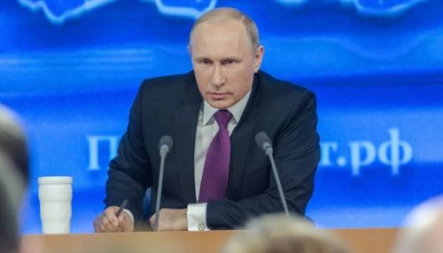 СМИ узнали о поручениях Путина по борьбе с ВИЧ